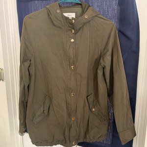Forever 21 Light Jacket with hood - Size M - Color Olive Green
